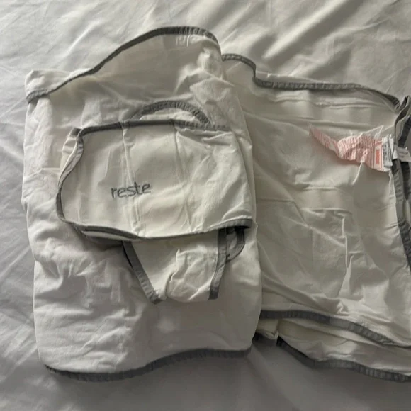 Reste Safe Sleep Swaddle - Picture 1 of 7